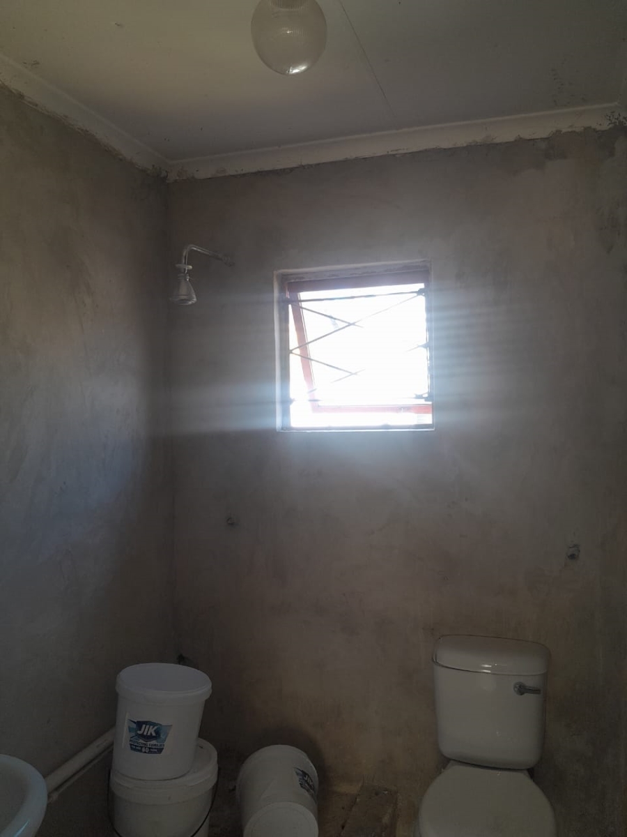 2 Bedroom Property for Sale in Booysens Park Eastern Cape